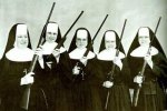 ba-Nuns_with_Gun_0501710013_part6.jpg