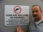 guns welcome.jpg
